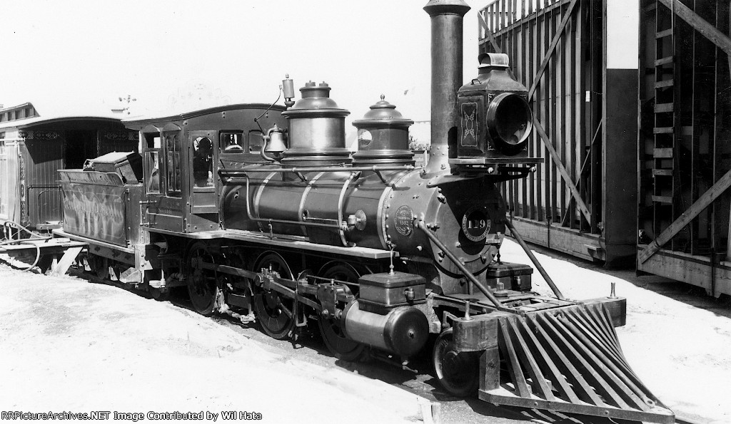 Union Pacific 2-6-0 119